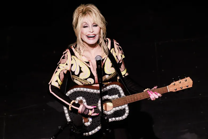 MUSIC ICON DOLLY PARTON VISITS PANTAGES THEATER, TACOMA